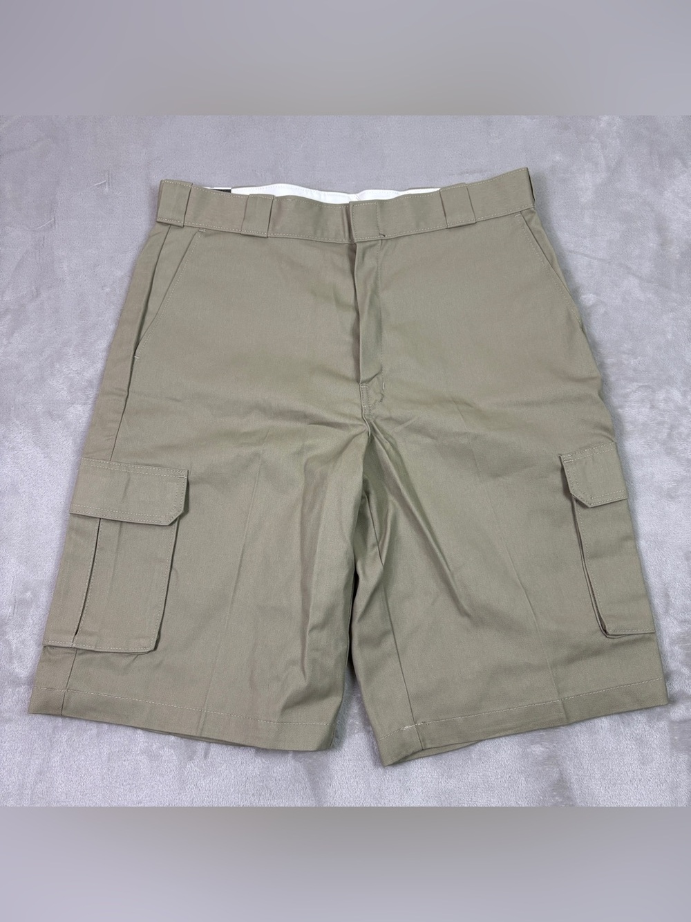 Dickies Shorts Mens 36 Tan Loose Fit Cargo Outdoors Workwear Skater Grunge NEW